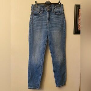 Judy Blue Straight leg Slim Fit Women’s  Straight Leg Blue Jeans